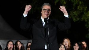 Ruski list o političkim prilikama u Srbiji: Sa nižom cenom gasa Vučić može sigurnije na izbore, a da li će pobediti?