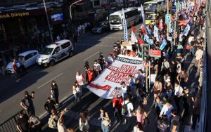 Üniversitelerde yeni dönem başlarken: Sıralarda kaç kişi eksiğiz?