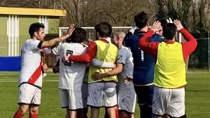 Camerlona travolto dalla Real Voltonese. Fornace, pareggio show