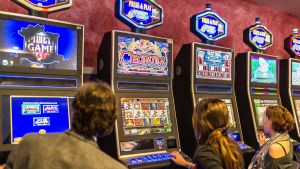 Riciclaggio da 7,5 milioni tra fatture false e finte vincite al casinò di San Marino. Chi sono gli indagati: i nomi