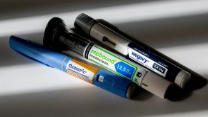 Taking Ozempic or Wegovy? 2 New Studies Link GLP-1 Drugs to 2 Unexpected Problems