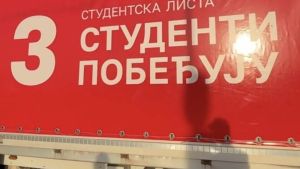 „Videli smo se drugi put, videćemo se i treći”: Šta se desilo sinoć kada je policija kamion sa oznakama Studentske liste poslala na tehnički pregled?