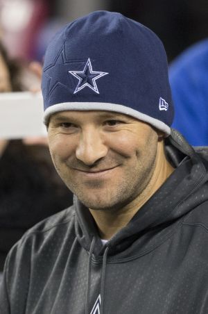 Tony Romo and CBS Part Ways After OWI Arrest, Ending Nine-Year Run as JJ Watt Takes Over Top NFL Booth
