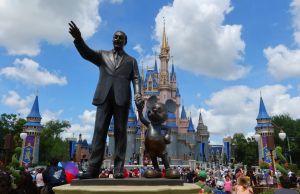 Walt Disney World compie 55 anni: la storia del sogno che ha trasformato i parchi Disney in luoghi del cuore