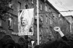 Рингишпил колонијалне демократије (2)