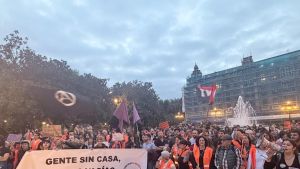 Los sindicatos de inquilinos acampan en Oviedo y llaman a avanzar hacia una huelga general