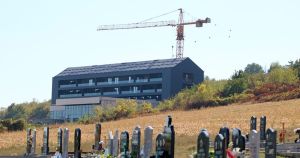 Državni organi neće da kažu ko je investitor gradilišta na kojem je poginuo radnik u Sremskim Karlovcima