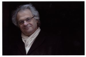 Doğu ve Batı Kültürlerini Birleştiren Yazar: Amin Maalouf