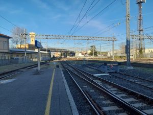 Rubano il rame nella sottostazione elettrica ferroviaria di Livorno centrale