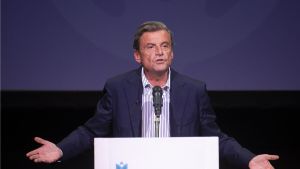 Calenda: “Conte molla Elly se non lo candidano. E' un leader di plastilina”