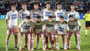 Reina acelera y el Oviedo se detiene: Messi, la foto y el 
