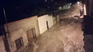 Directo | Catalunya eleva a nivel rojo el aviso por lluvias torrenciales a partir de esta tarde en buena parte del litoral