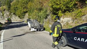 Livinallongo, perde il controllo dell’auto e finisce capovolto