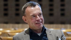 Nieuwe voorzitter NGK-synode roept op veel te bidden voor CGK. ‘Met verdriet zien we de machteloosheid’