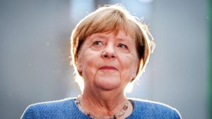 Merkel-Mania? Warum die Kanzlerin a. D. so viele Fans bewegt