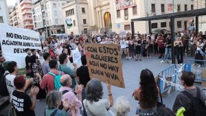 Maricarmen y sus muñecos
