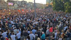 U čemu je razlika između „ne damo Kosovo“ Vučića i studenata?