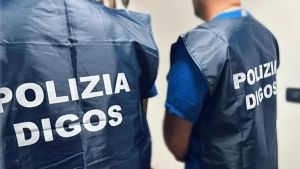 Un manuale per le bombe. Anarchico finisce in cella. Era al corteo per Cospito