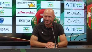 Nuova Ternana in campo con una missione: 
