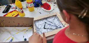 À l’école, les arts peuvent‑ils libérer la parole des enfants sur les violences ?