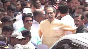 Thackeray cousins unite against Gyanesh Kumar, lead Mumbai 'Virat Garjana' march
