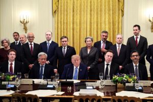 IA : que vaut l'accord sur la super intelligence de Donald Trump ?