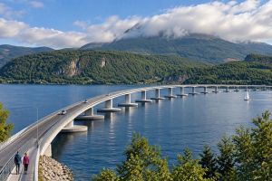 Narrespel om Todalsfjorden