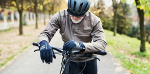 Making the most of city life for older people: 3 debunked mobility myths