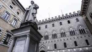 Delfin verso l’appoggio all’Opas di Intesa Sanpaolo su Mps