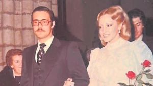 Carmen Lomana da el último adiós a su hermano en Oviedo: 