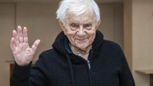 Il ricordo del ‘prete matto’: “I sogni sono sempre giovani, Don Mazzi ce l’ha insegnato”