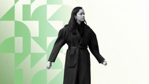 Shivon Zili, la mujer eléctrica