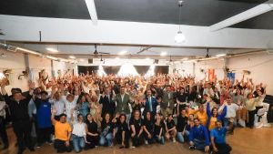 Los astur-argentinos de Lanús reciben a Barbón con un ejemplo multitudinario de “renacimiento” de la asturianía