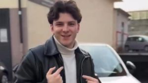 L’addio a Fabio. Il nido, il lavoro, la famiglia, i motori. “Senza di te tutto è più buio”