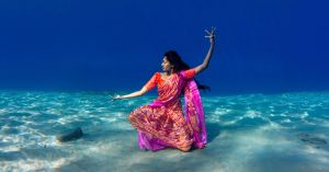 This Freediver Dances 15 Metres Underwater in a Saree to Tell Ancient Sanskrit Stories on One Breath