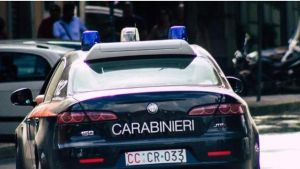 Torre del Greco, picchia la compagna incinta davanti al figlio di tre anni: arrestato 27enne