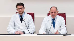 Tre aneurismi trattati senza aprire il torace e senza arresto della circolazione