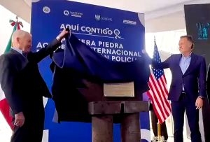Brasil va a segunda vuelta electoral // Los vaivenes del peso-dólar // Mujeres en tiempos de la 4T - Dinero