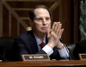 Wyden’s Late Filing Highlights STOCK Act’s Weak Enforcement