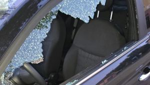 Robbio, tenta di rubare in un’auto davanti alla stazione: arrestato un 19enne