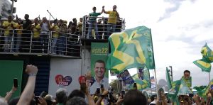 Entre el bolsonarismo y un Lula 4.0: Brasil vota dividido y habrá segunda vuelta presidencial
