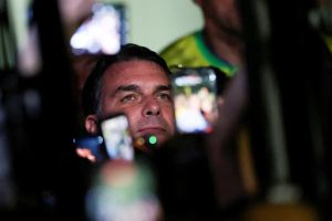Todos os botões de destruição que Flávio Bolsonaro poderá apertar