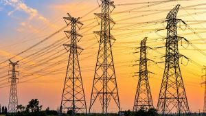 Permisología: ONG y alcaldías embisten contra segundo mayor proyecto eléctrico en Chile recién destrabado