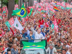 Brasil rumo à direita?