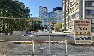 Kaj se dogaja z nadhodom pri Kardeljevi ploščadi? Prenova še traja