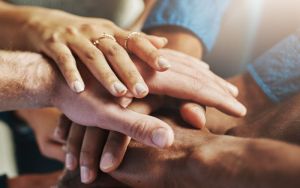 Australia needs a minister for loneliness and social connection