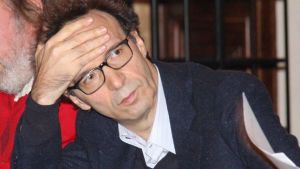 Idiozie francescane. Benigni smentito da Giotto sulla “diplomazia” e dalla storia sul cristianesimo manicheo