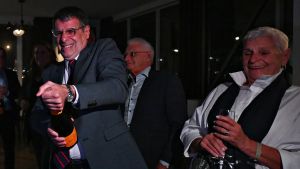 Le PQ remporte la victoire, mais perd à Québec
