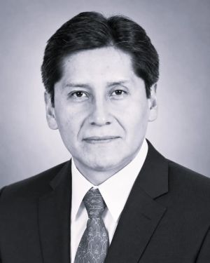 Lo que la ley calla: LEE-Bolivia presume neutralidad técnica, pero su ideología está en lo que no nombra