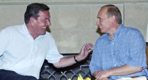 Schröder, Globus e il valore di un amico al Cremlino